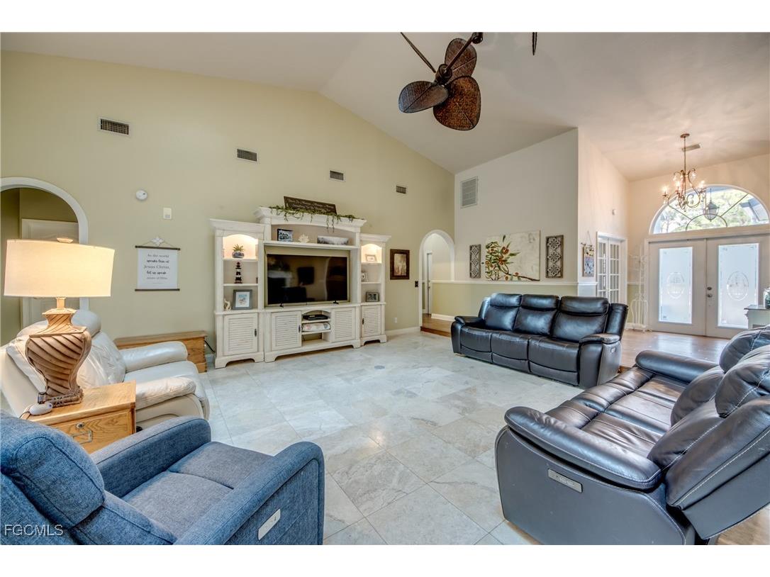 706 SW 6th Street Cape Coral FL 33991 2025022991 image4