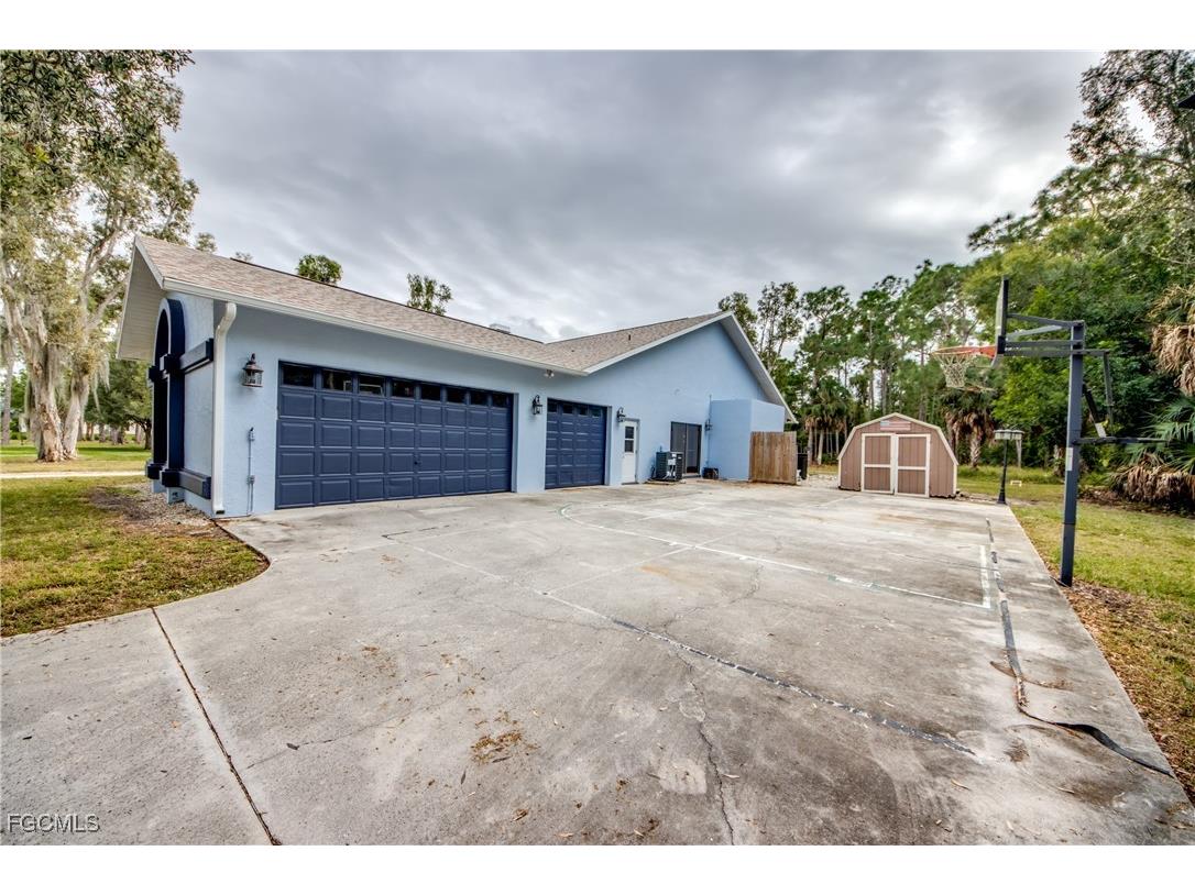 706 SW 6th Street Cape Coral FL 33991 2025022991 image43