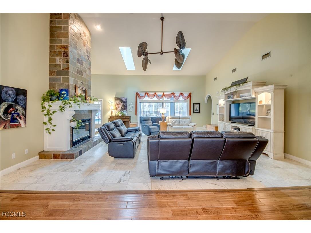 706 SW 6th Street Cape Coral FL 33991 2025022991 image6
