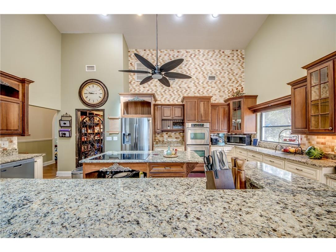 706 SW 6th Street Cape Coral FL 33991 2025022991 image8
