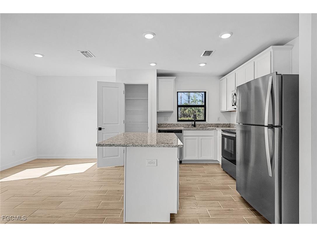 706 Zeppelin Place Fort Myers FL 33913 2026005382 image9