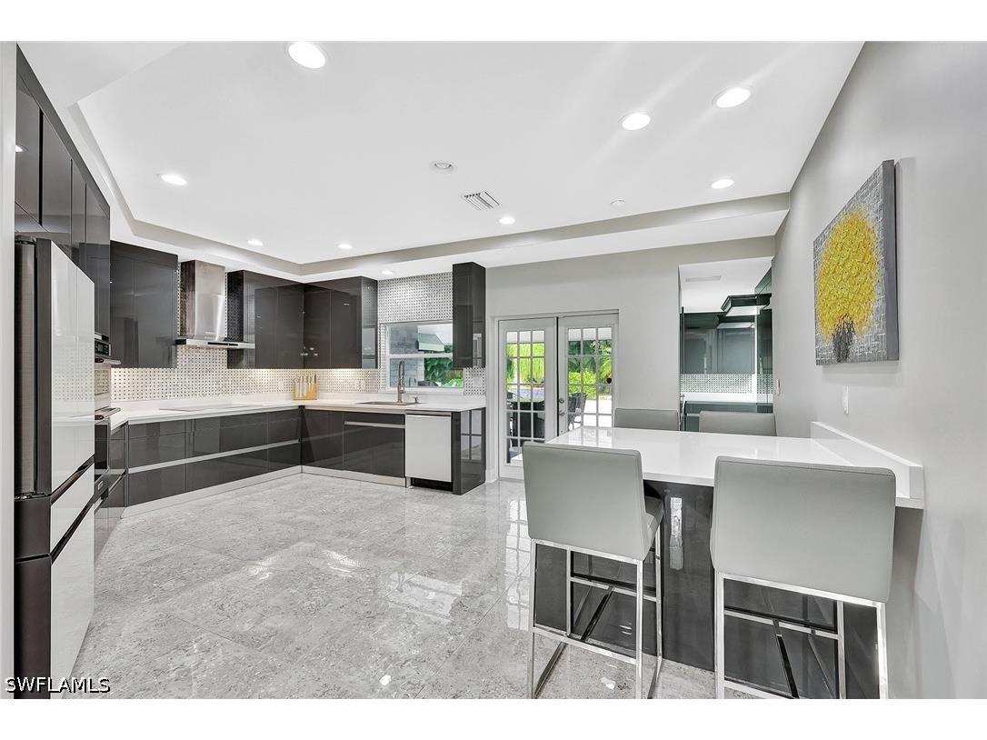 7060 Hendry Creek Drive Fort Myers FL 33908 225083333 image11