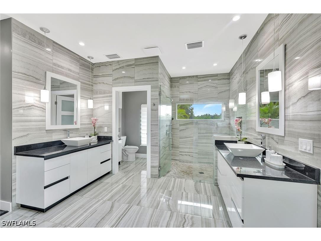 7060 Hendry Creek Drive Fort Myers FL 33908 225083333 image18