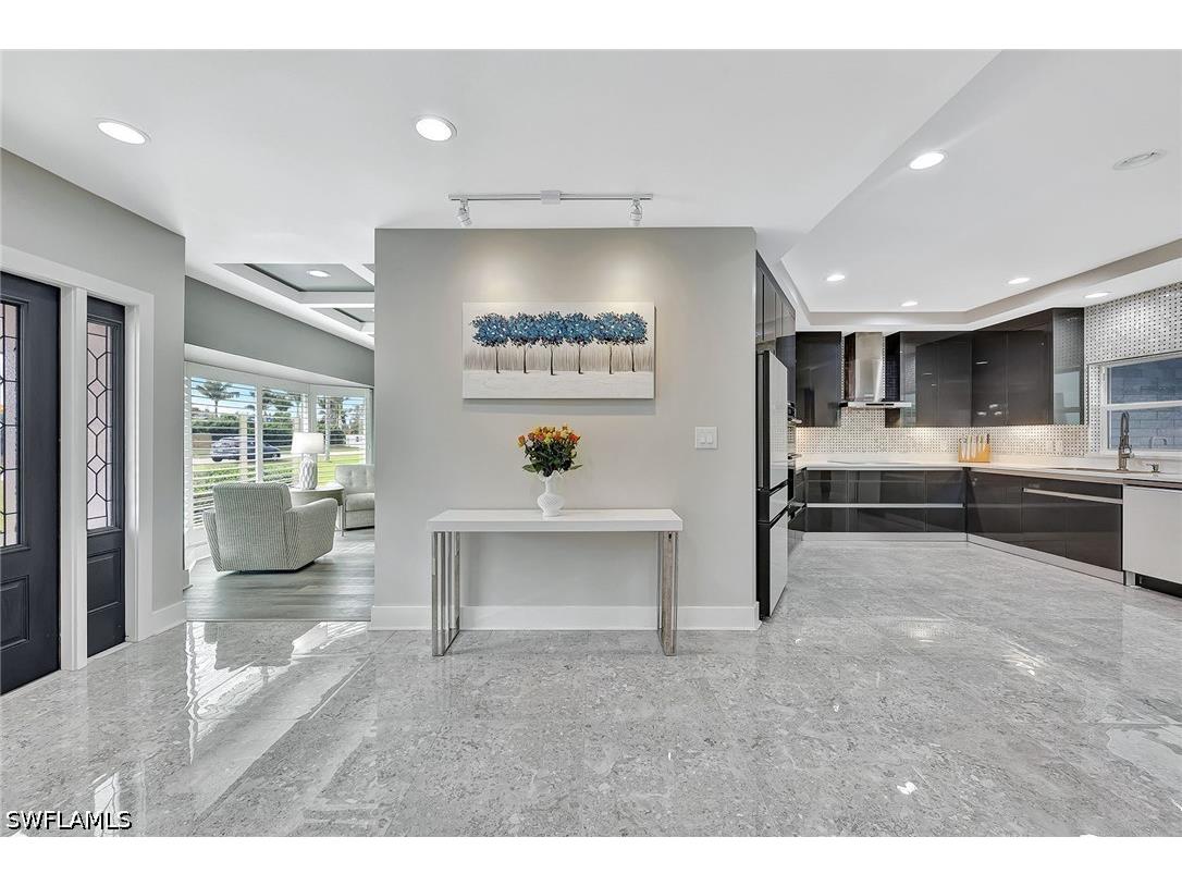 7060 Hendry Creek Drive Fort Myers FL 33908 225083333 image6