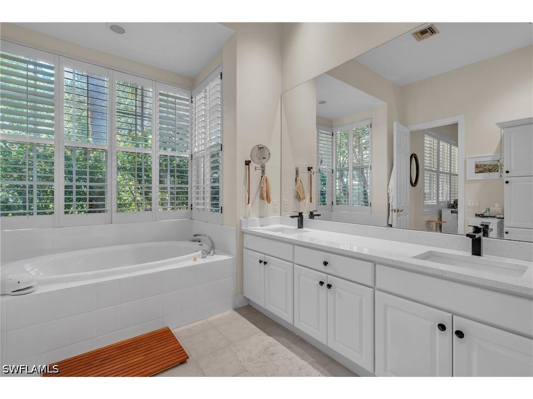 7060 Verde Way Naples FL 34108 226018180 image29