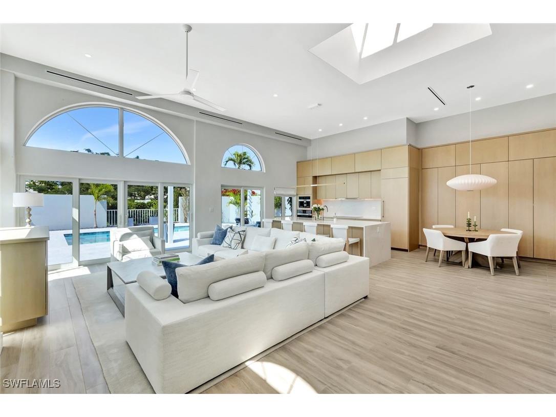 7063 Villa Lantana Way #3 Naples FL 34108 225026867 image1