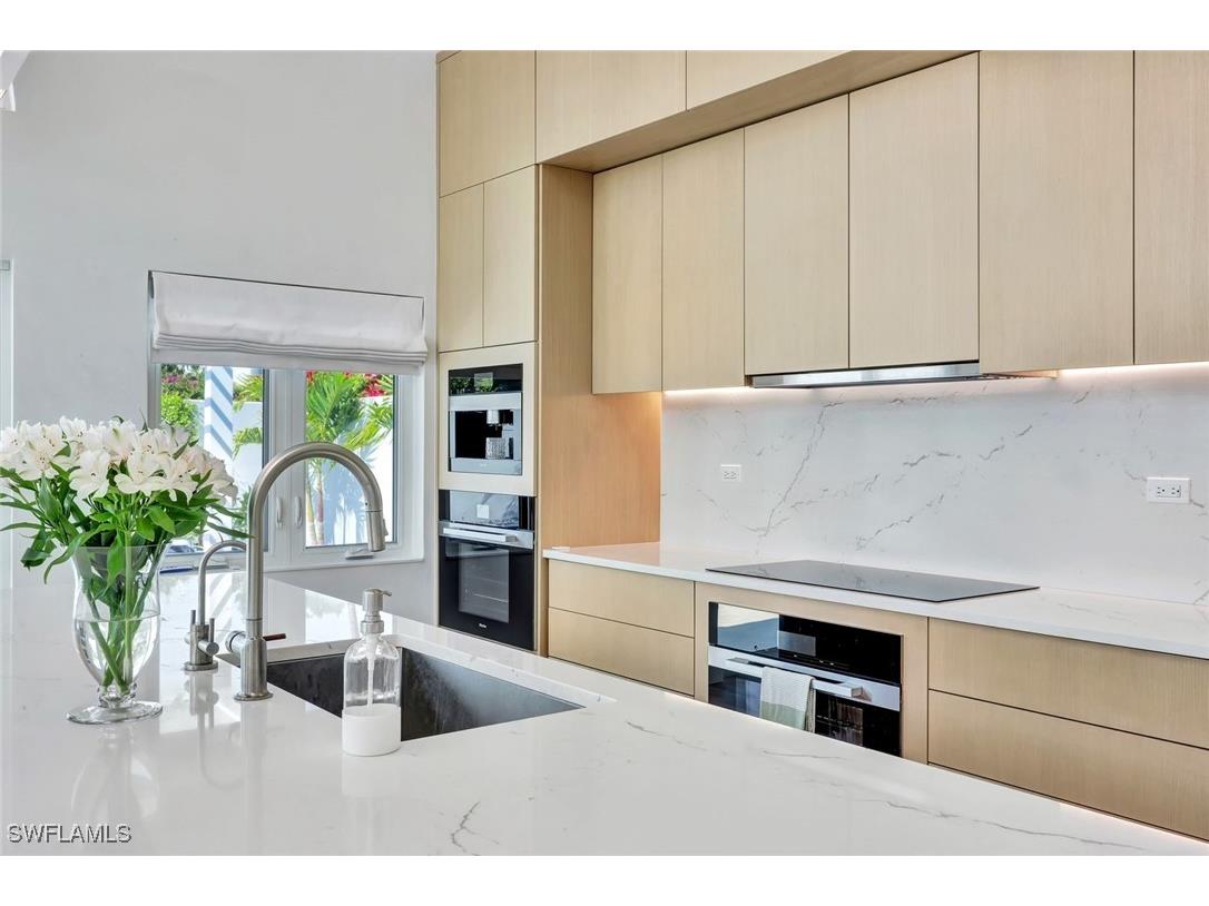 7063 Villa Lantana Way #3 Naples FL 34108 225026867 image3