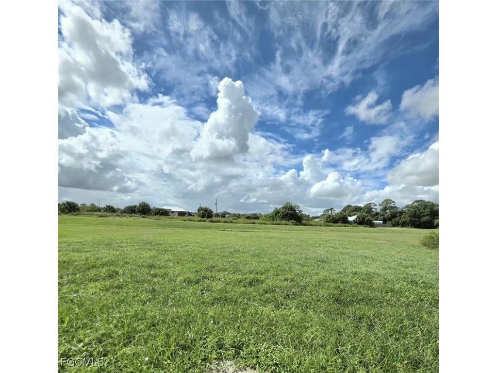 7065 Berwick Circle Labelle FL 33935 2025014727 image11