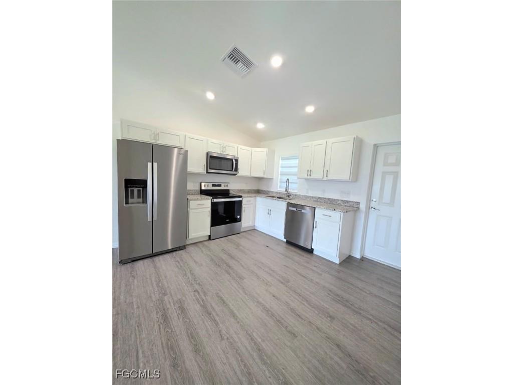 7065 Berwick Circle Labelle FL 33935 2025014727 image6