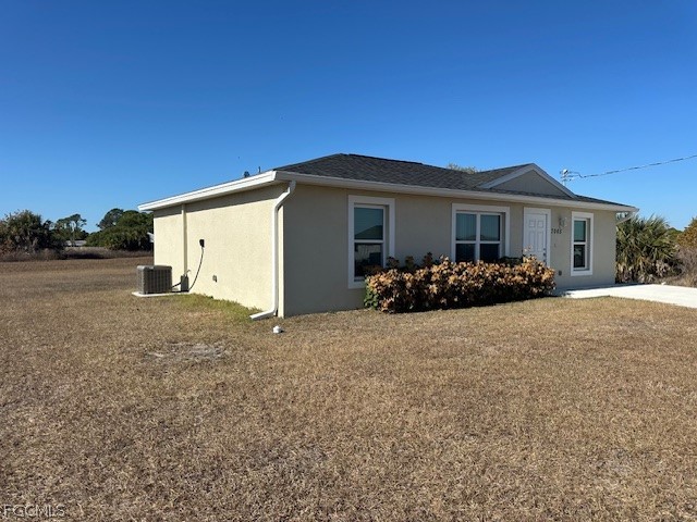 7065 Berwick Circle Labelle FL 33935 2026007886 image1