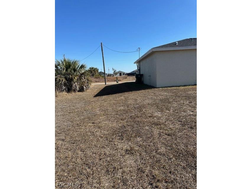 7065 Berwick Circle Labelle FL 33935 2026007886 image3