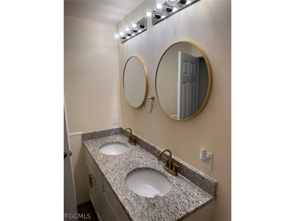 7065 Berwick Circle Labelle FL 33935 2026007886 image6