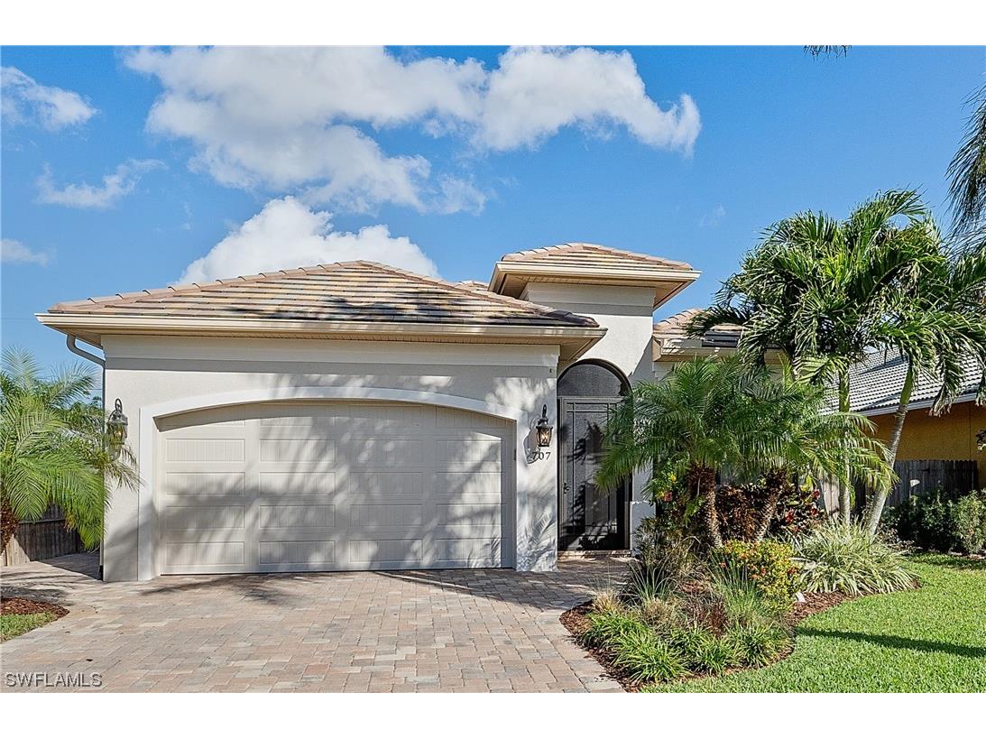 707 104th Avenue N Naples FL 34108 223007823 image1