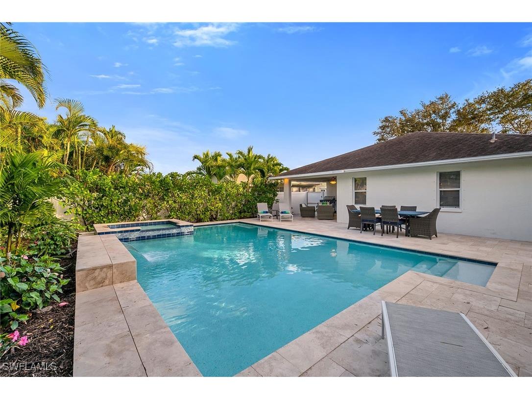 707 96th Avenue N Naples FL 34108 226004568 image27