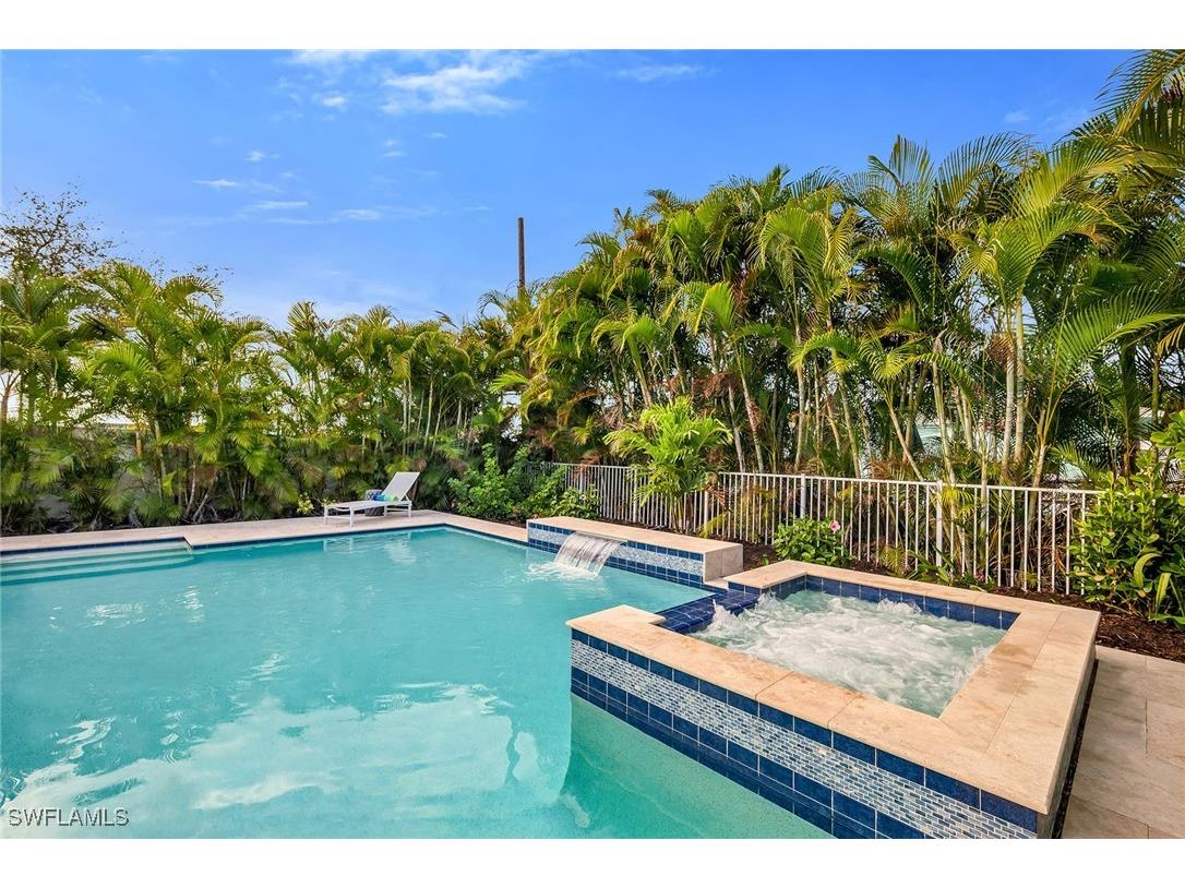 707 96th Avenue N Naples FL 34108 226004568 image28