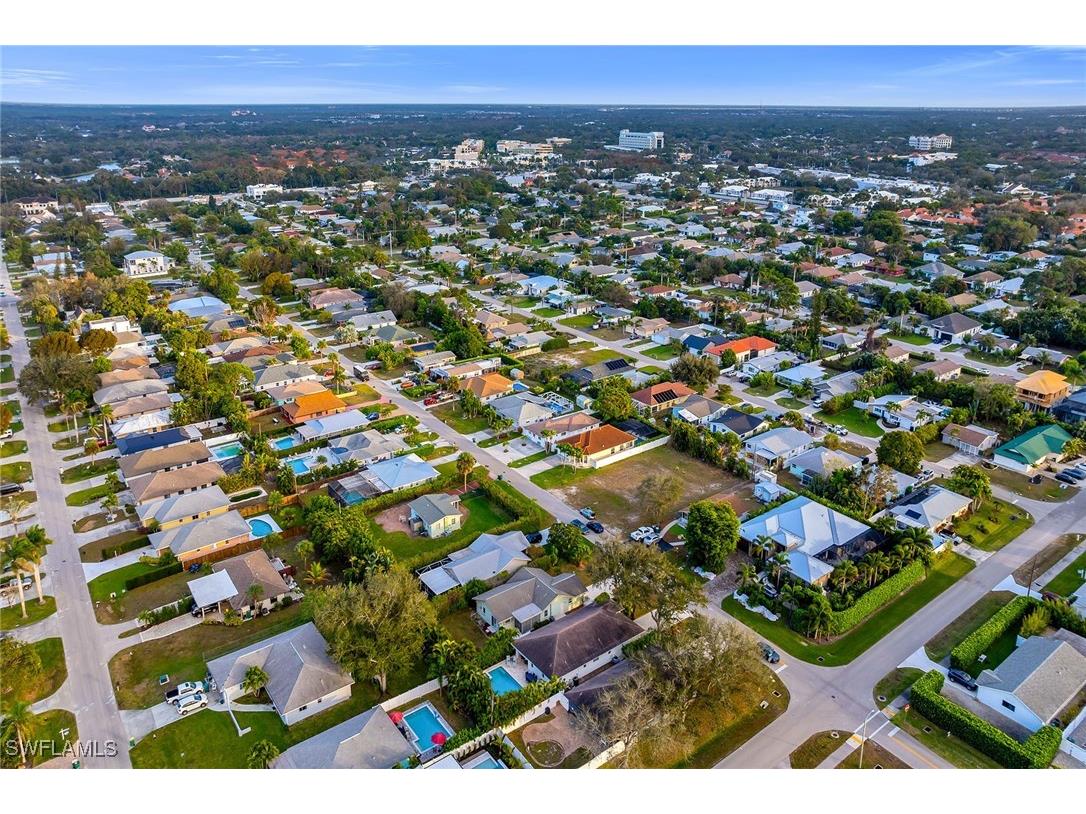 707 96th Avenue N Naples FL 34108 226004568 image37