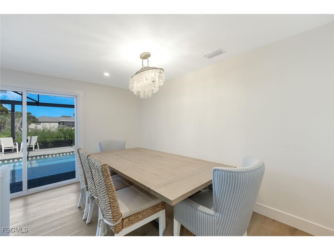 707 Durion Court Sanibel FL 33957 2025004882 image13