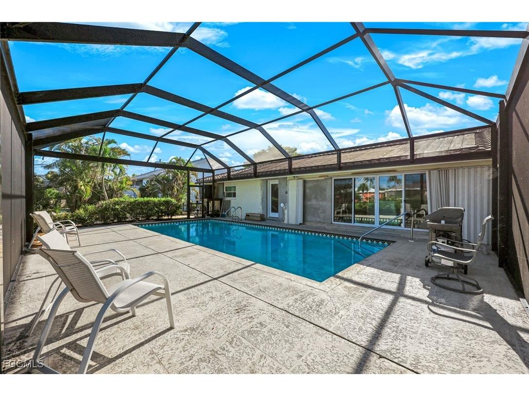 707 Durion Court Sanibel FL 33957 2025004882 image24