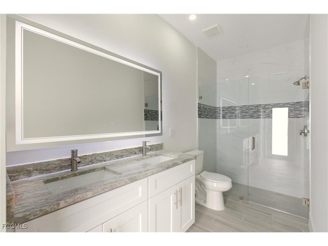 707 Mckinley Avenue Lehigh Acres FL 33972 2025017946 image40