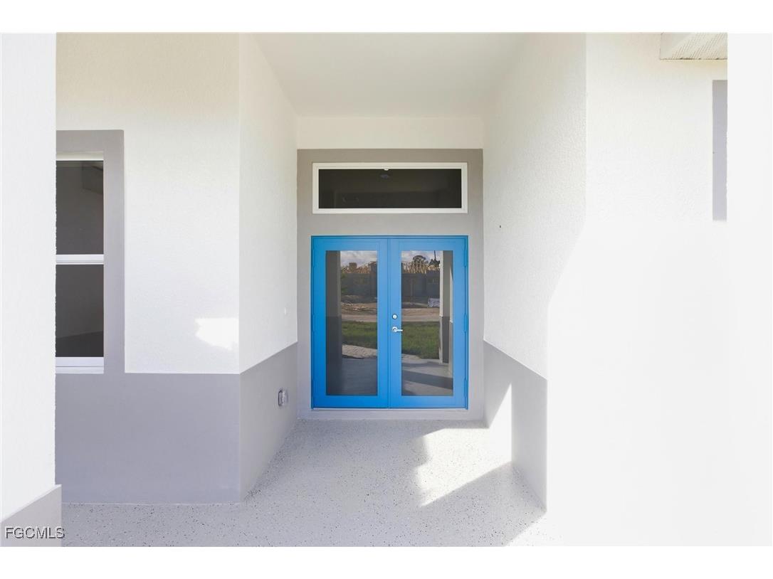 707 Mckinley Avenue Lehigh Acres FL 33972 2025017946 image5