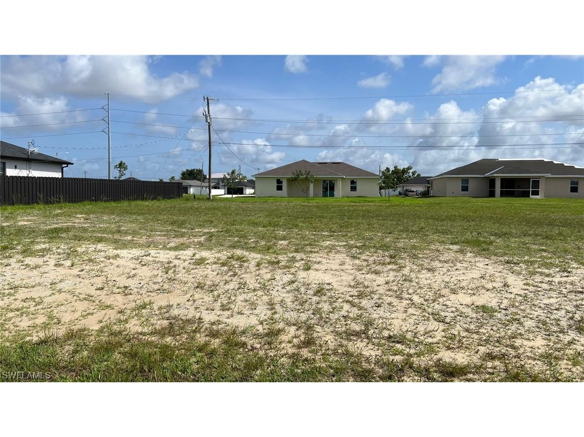 707 NW 7th Terrace Cape Coral FL 33993 223045451 image1