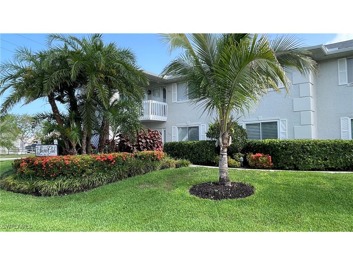 707 Neapolitan Way #707 Naples FL 34103 225063399 image1
