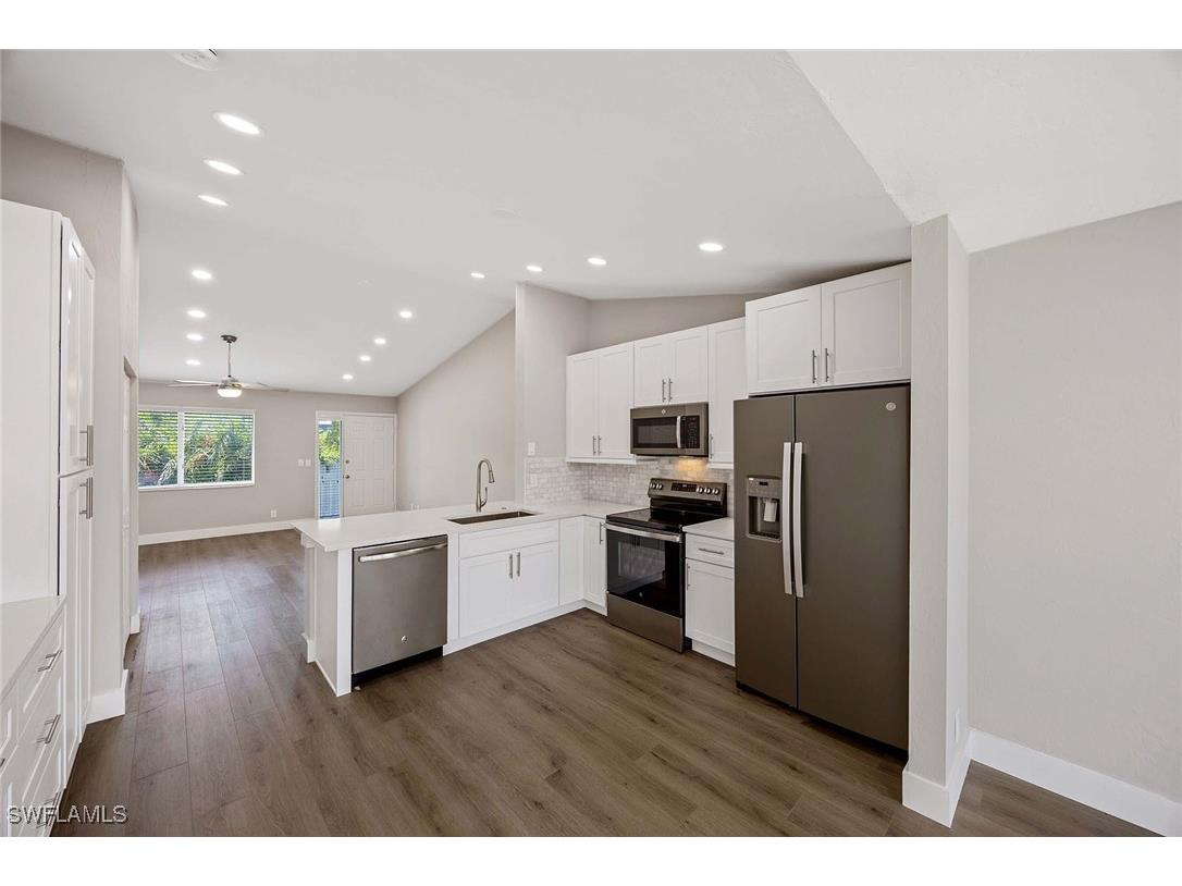 707 Neapolitan Way #707 Naples FL 34103 225063399 image11