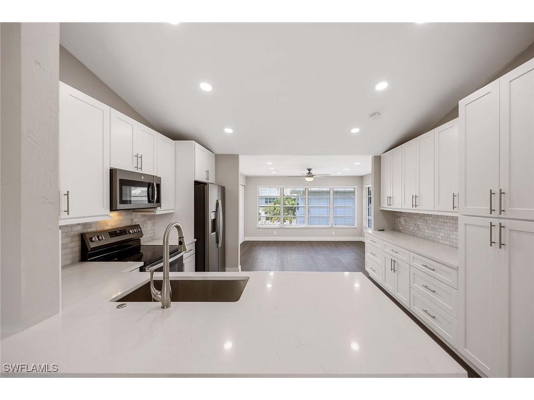 707 Neapolitan Way #707 Naples FL 34103 225063399 image9