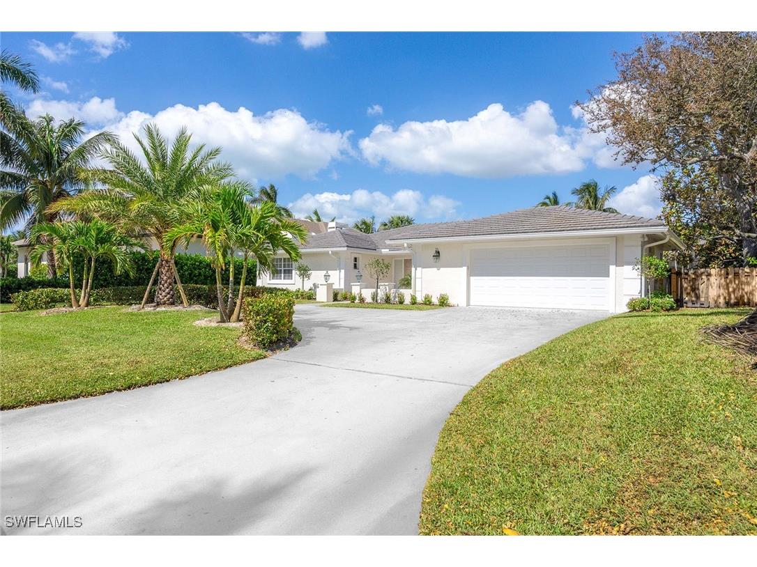 707 Port Side Drive Naples FL 34103 225064911 image1