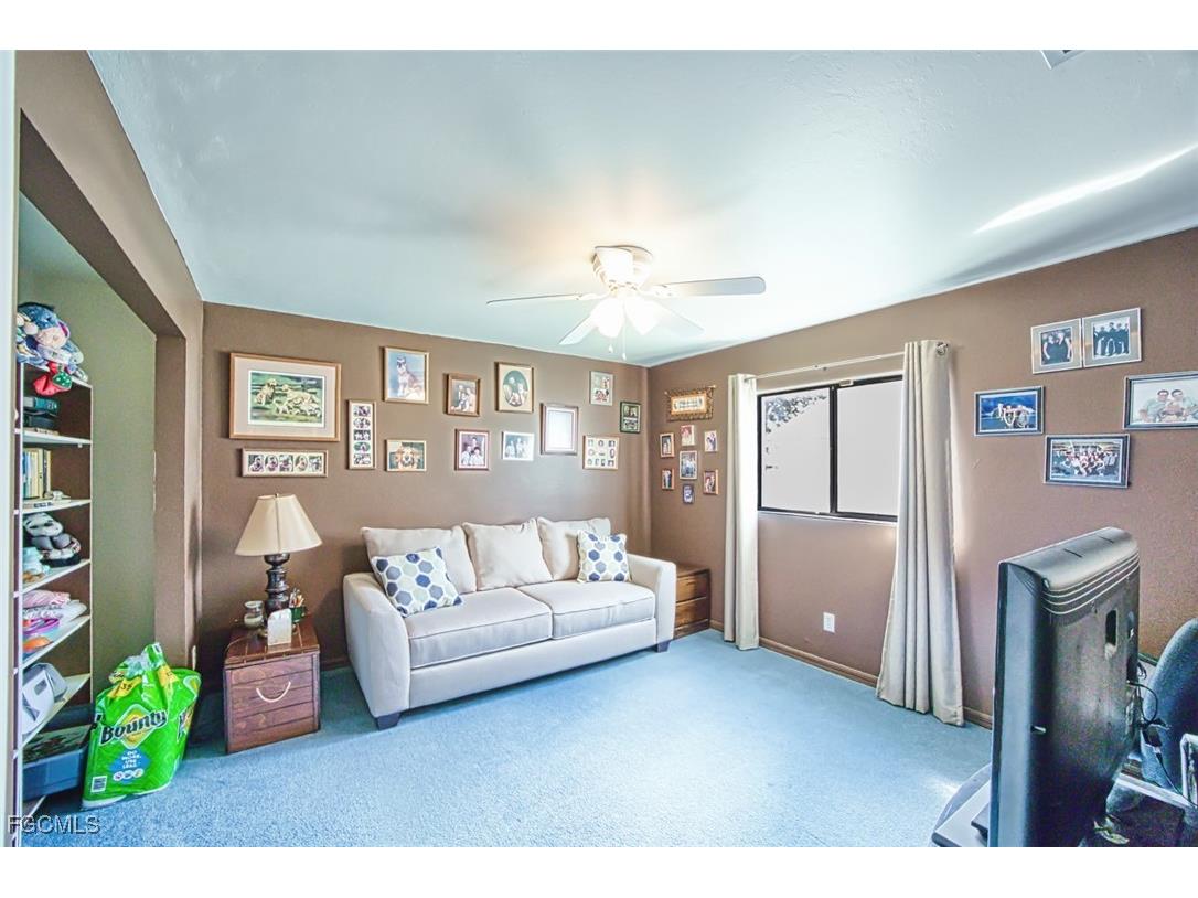 707 SE 9th Place Cape Coral FL 33990 2025010707 image18