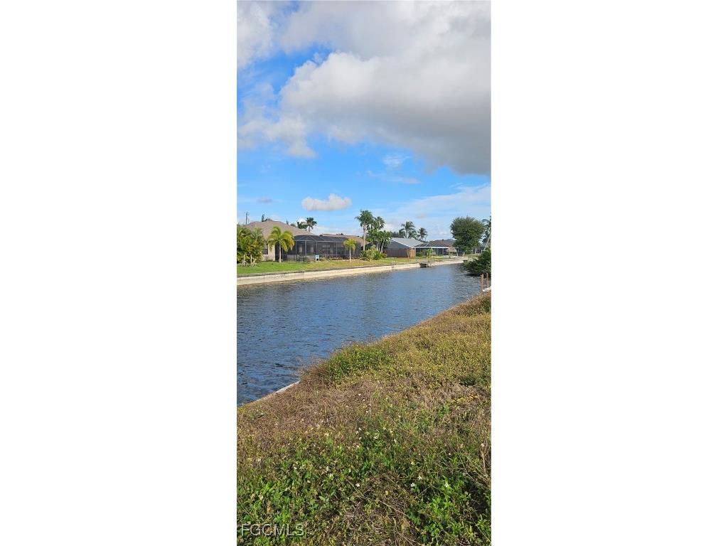 707 SW 35th Terrace Cape Coral FL 33914 2025025125 image3