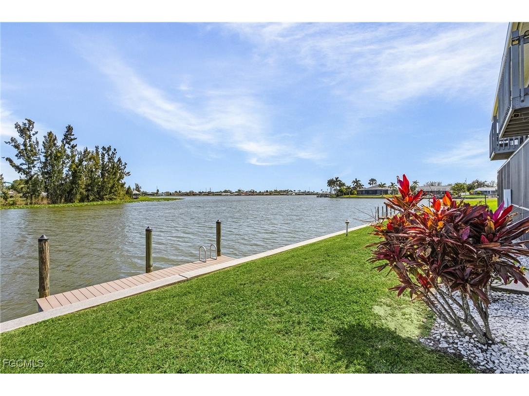 707 SW 3rd Court #103 Cape Coral FL 33991 2025013578 image21