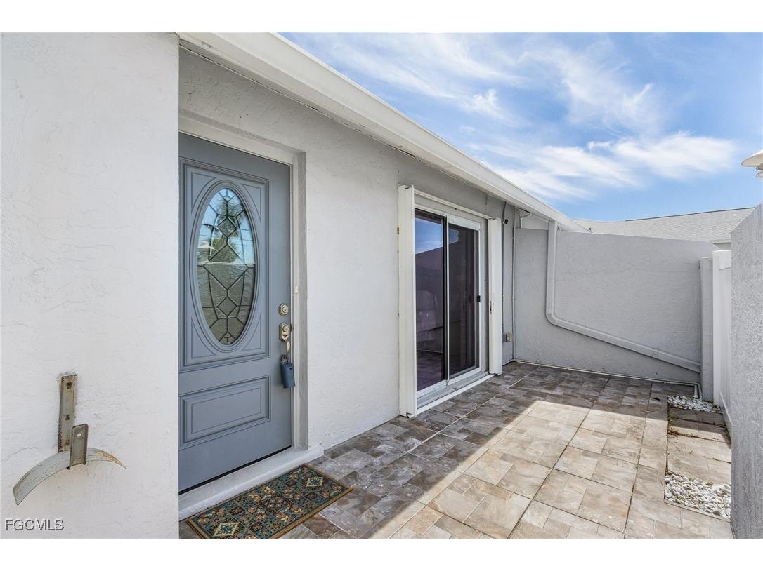 707 SW 3rd Court #103 Cape Coral FL 33991 2025013578 image3