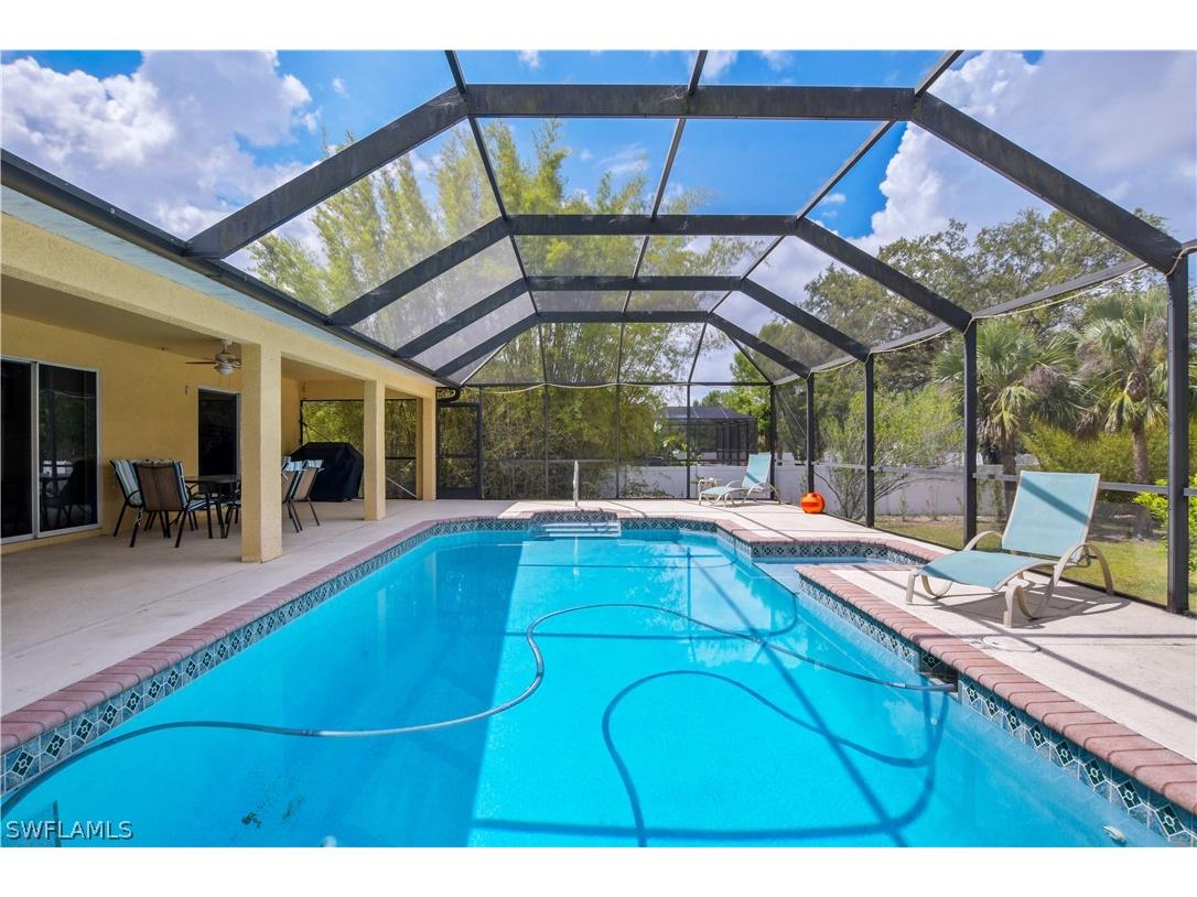 707 Thompson Avenue Lehigh Acres FL 33972 222089272 image1
