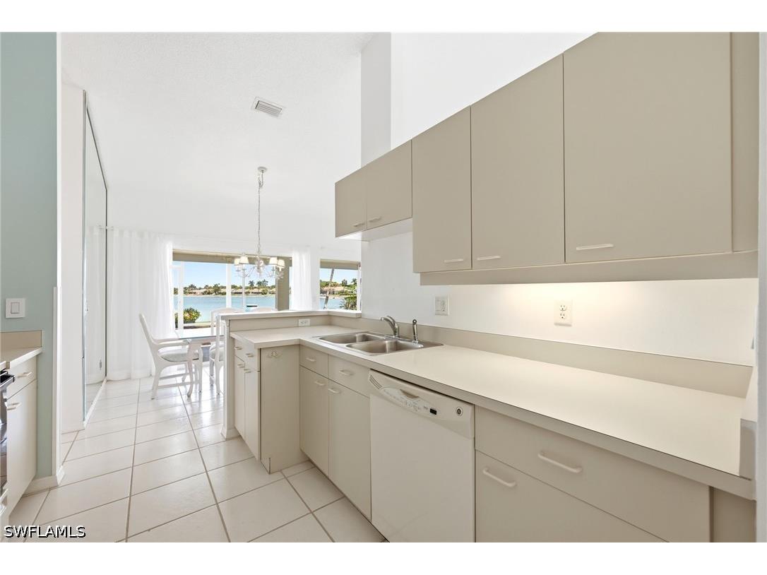 7071 Mill Pond Circle Naples FL 34109 226017715 image6