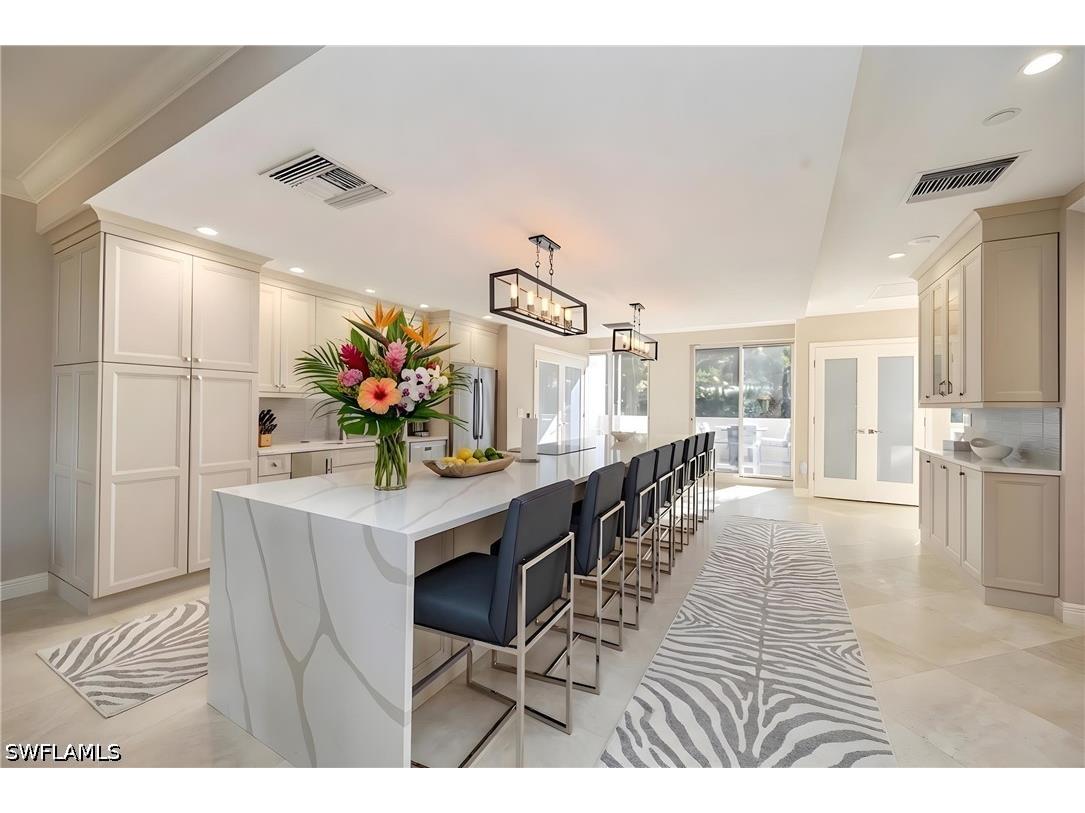 7071 Pelican Bay Boulevard #V8 Naples FL 34108 226012866 image3