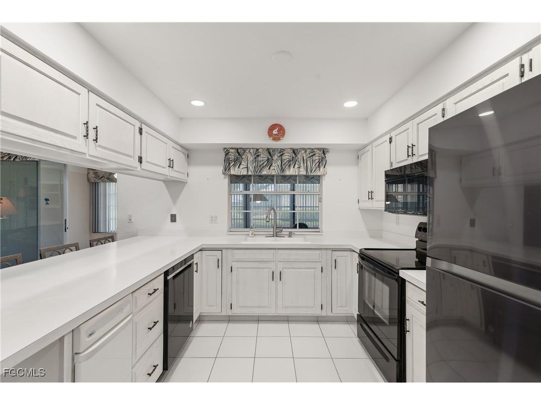 7076 E Brandywine Circle Fort Myers FL 33919 2025020316 image4