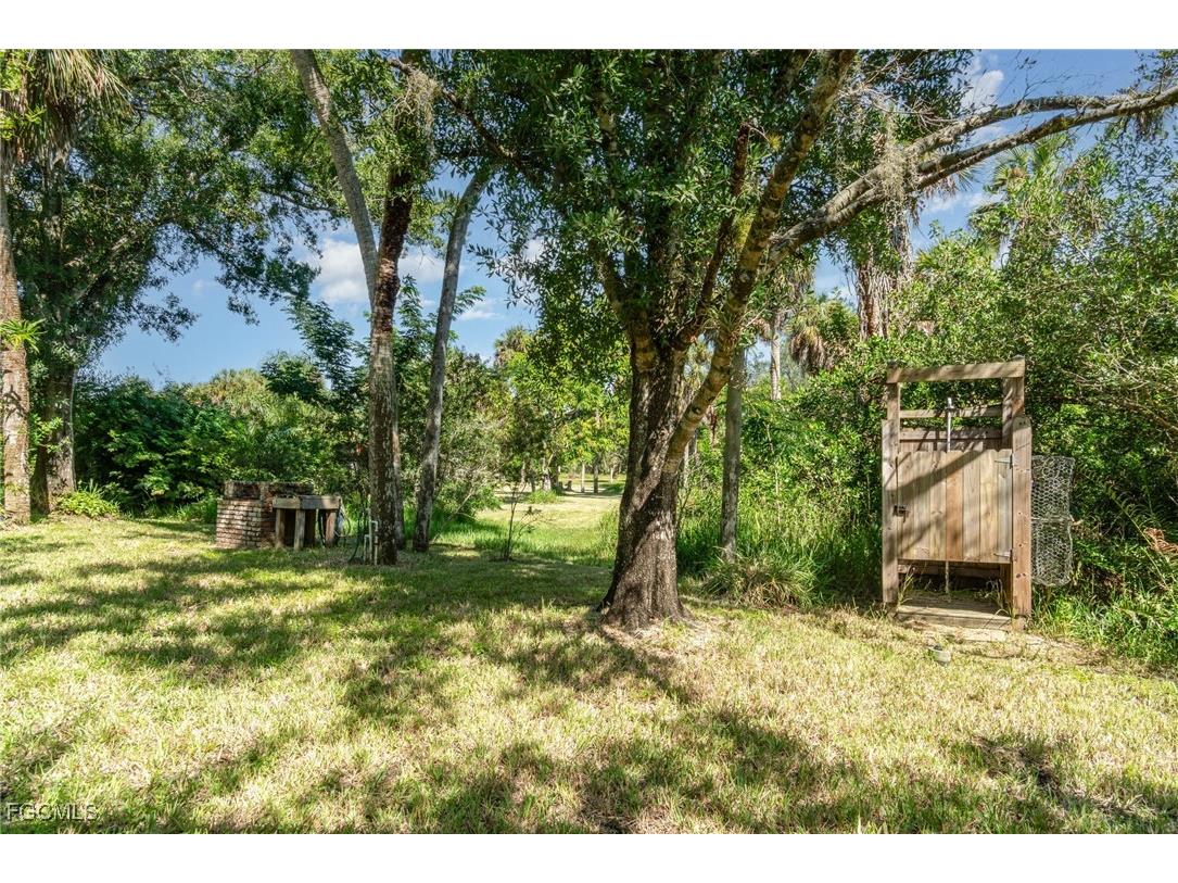 7076 Maida Lane Fort Myers FL 33907 2025010975 image16