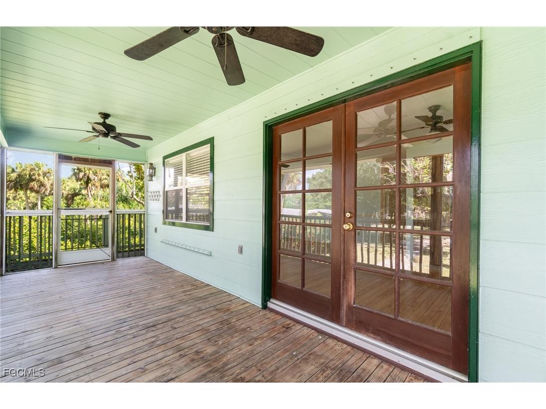 7076 Maida Lane Fort Myers FL 33907 2025010975 image3