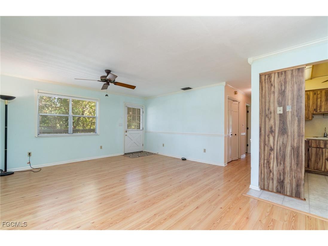 7076 Maida Lane Fort Myers FL 33907 2025010975 image5