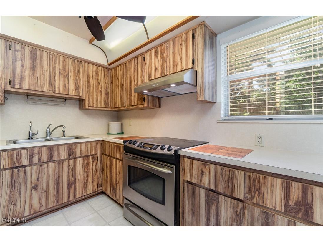 7076 Maida Lane Fort Myers FL 33907 2025010975 image8