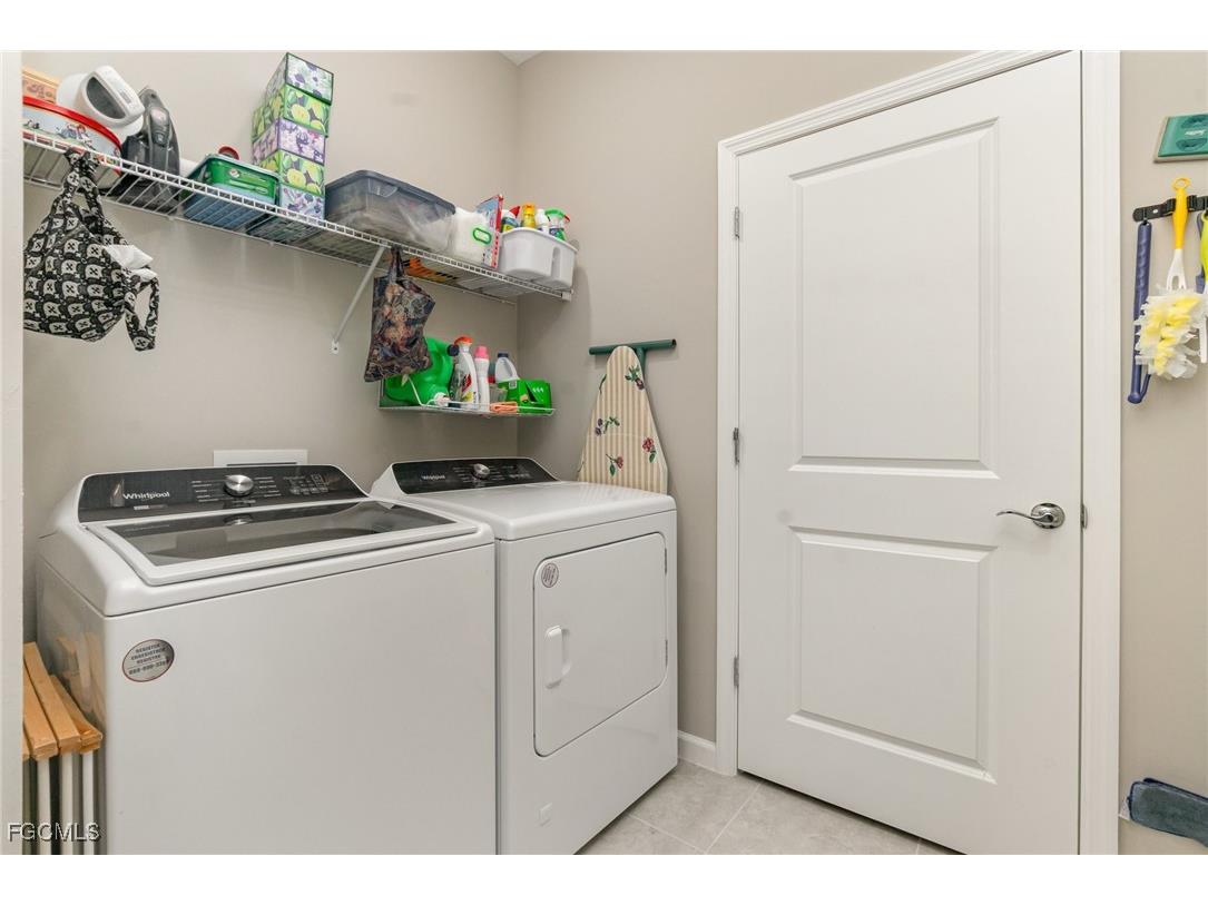 7079 Chapel Creek Lane North Fort Myers FL 33917 2025025594 image13