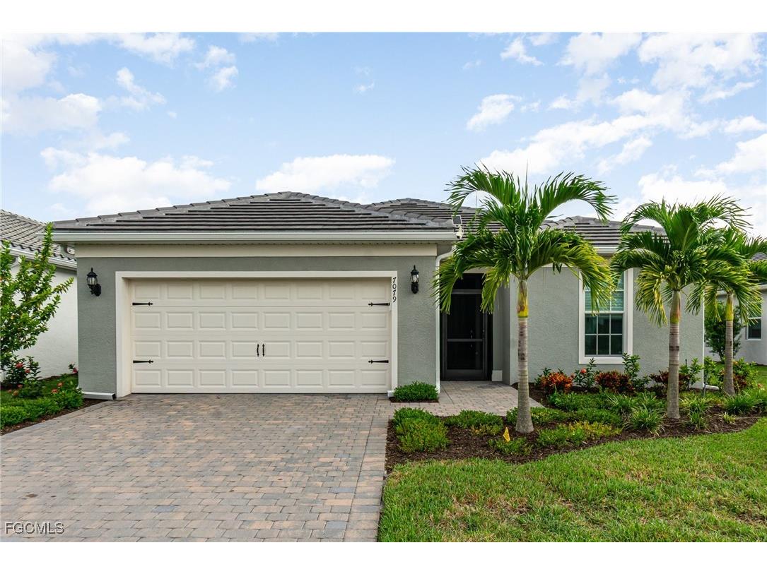 7079 Chapel Creek Lane North Fort Myers FL 33917 2025025594 image14