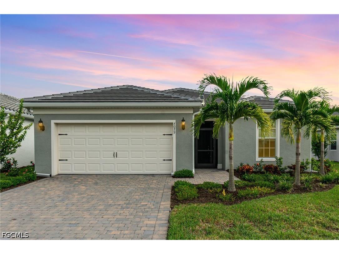7079 Chapel Creek Lane North Fort Myers FL 33917 2026021340 image1