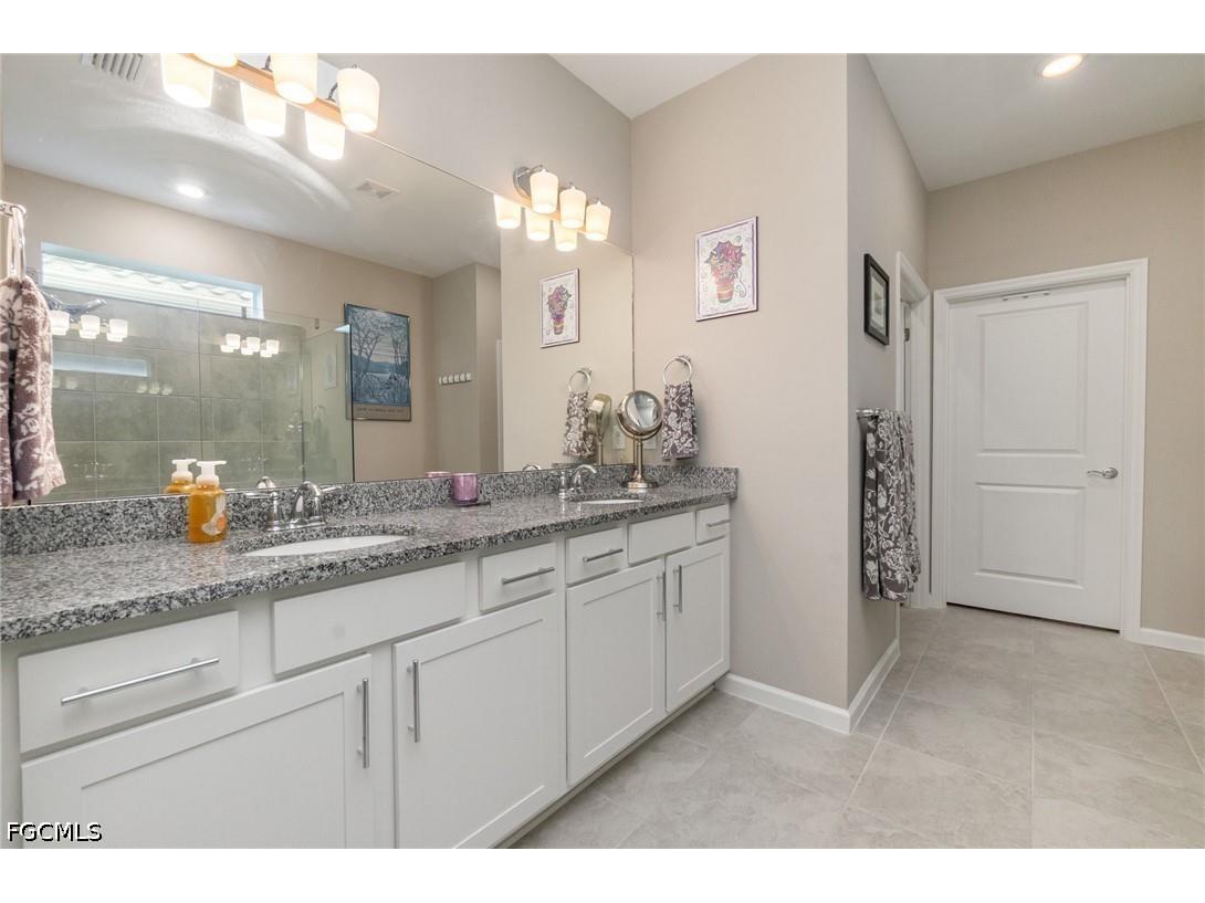 7079 Chapel Creek Lane North Fort Myers FL 33917 2026021340 image14