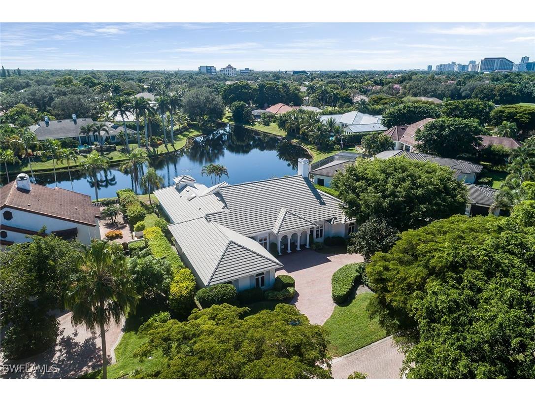 708 Nathan Hale Drive Naples FL 34108 225082421 image2