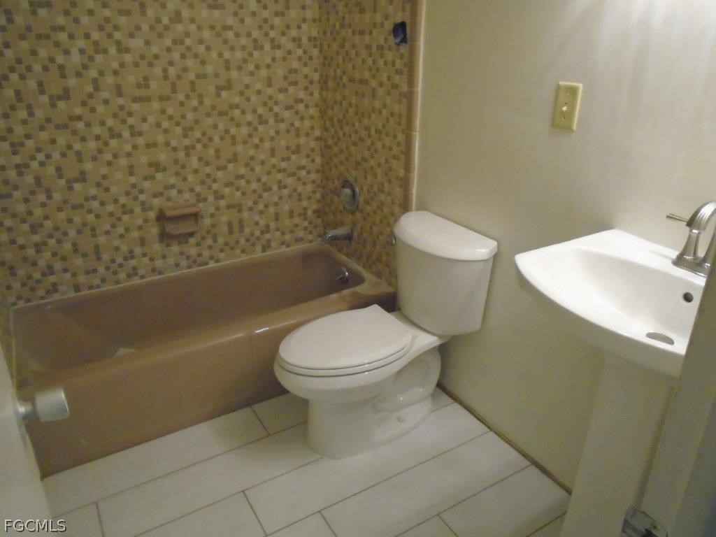 708 Victoria Drive #206 Cape Coral FL 33904 2026010811 image9