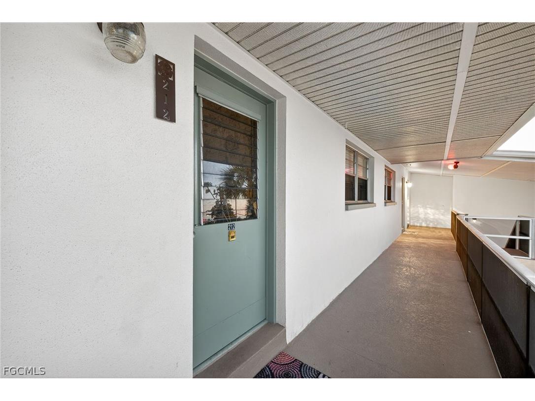708 Victoria Drive #212 Cape Coral FL 33904 2026008327 image27
