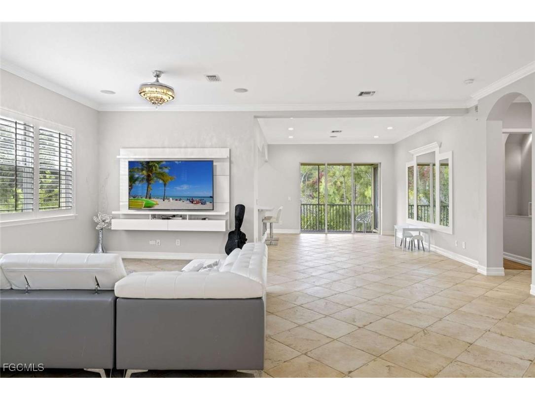 7080 Bergamo Way #201 Fort Myers FL 33966 2026002095 image9