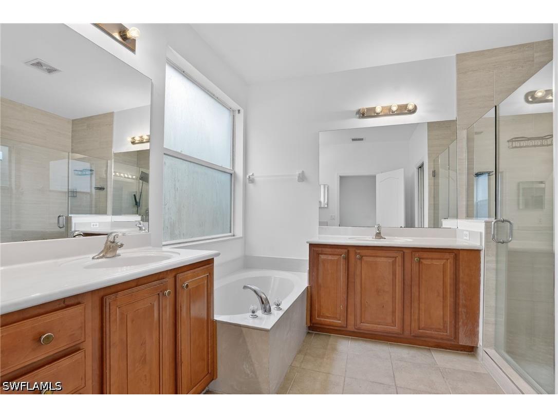 7082 Venice Way #1903 Naples FL 34119 226020646 image21